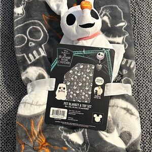 Disney Gray and Orange Nightmare Before Christmas Pet Blanket & Toy Set